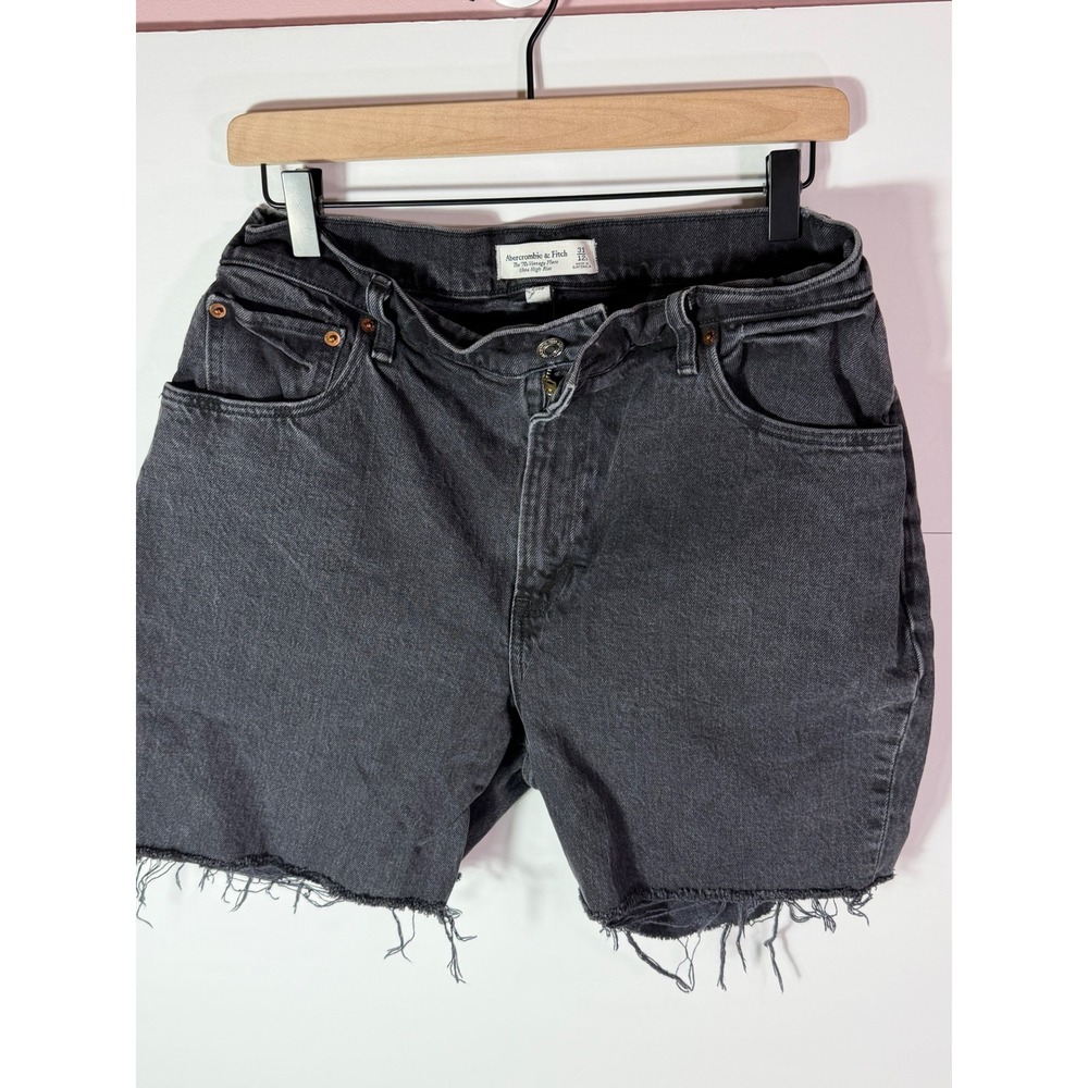 Abercrombie & Fitch 70s Vintage Ultra High Rise Cut Off Denim Shorts Black 31 12